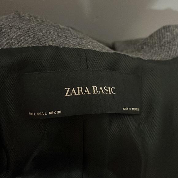 Zara Basics Wool Blend Womans Trench Coat w/ 2 Front Pockets and Style Galore!! - Picture 12 of 12